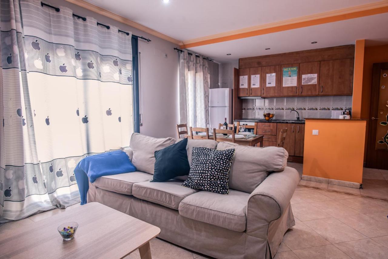 Apartaments Yaco Λορέτ Ντε Μαρ Εξωτερικό φωτογραφία