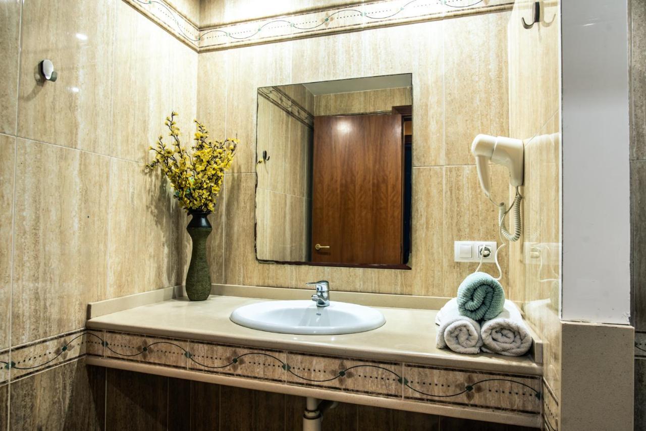 Apartaments Yaco Λορέτ Ντε Μαρ Εξωτερικό φωτογραφία