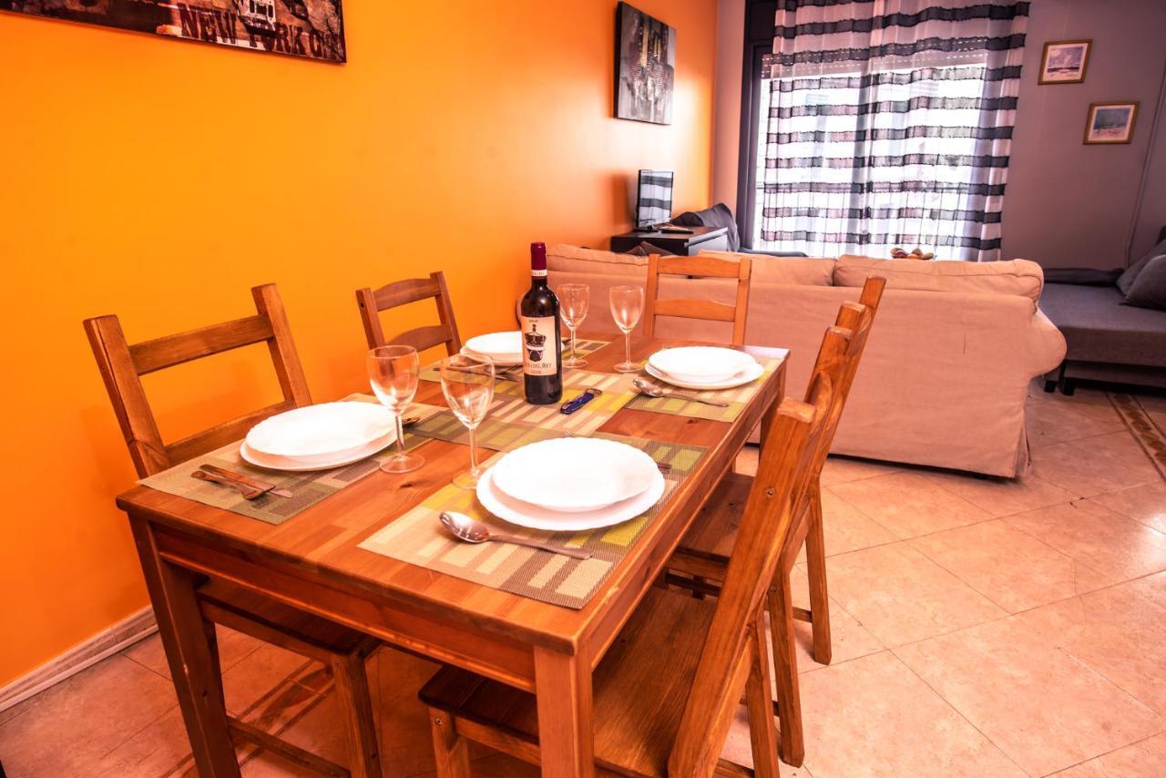 Apartaments Yaco Λορέτ Ντε Μαρ Εξωτερικό φωτογραφία