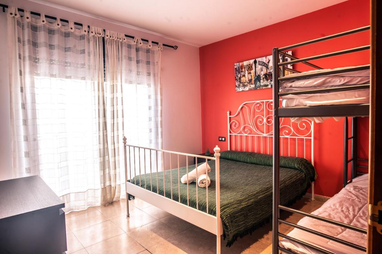 Apartaments Yaco Λορέτ Ντε Μαρ Εξωτερικό φωτογραφία